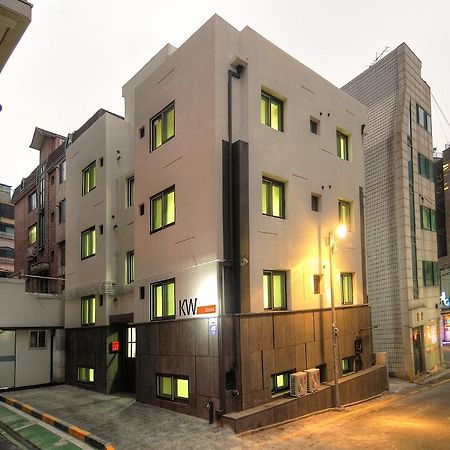 Hostel Kw Sinsa Seoel Buitenkant foto