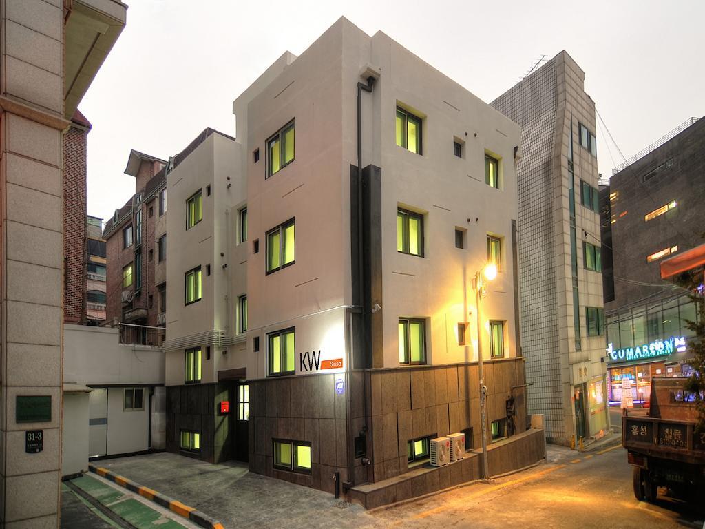 Hostel Kw Sinsa Seoel Buitenkant foto