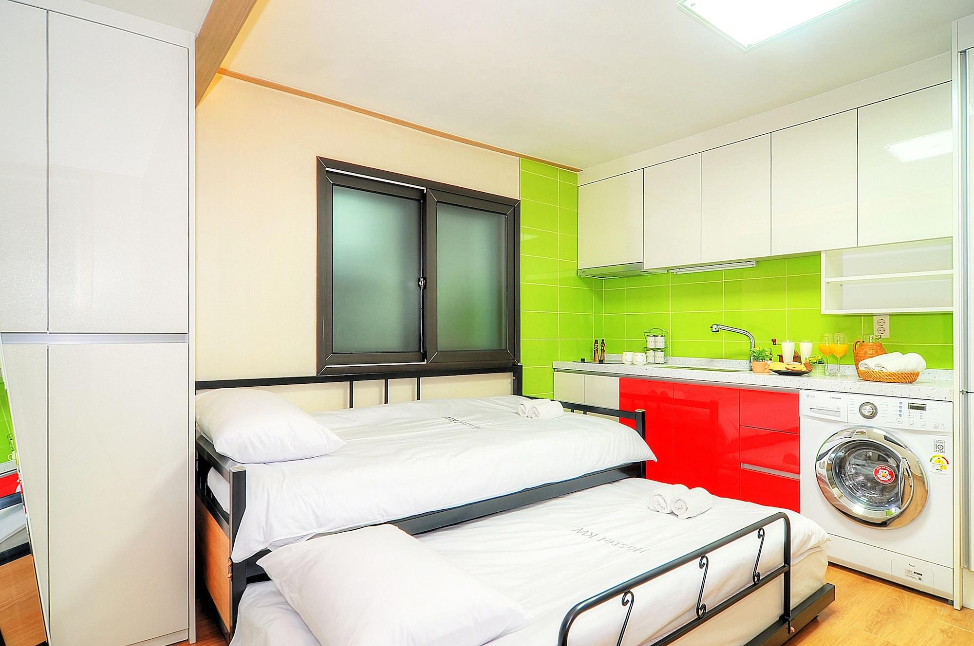 Hostel Kw Sinsa Seoel Buitenkant foto