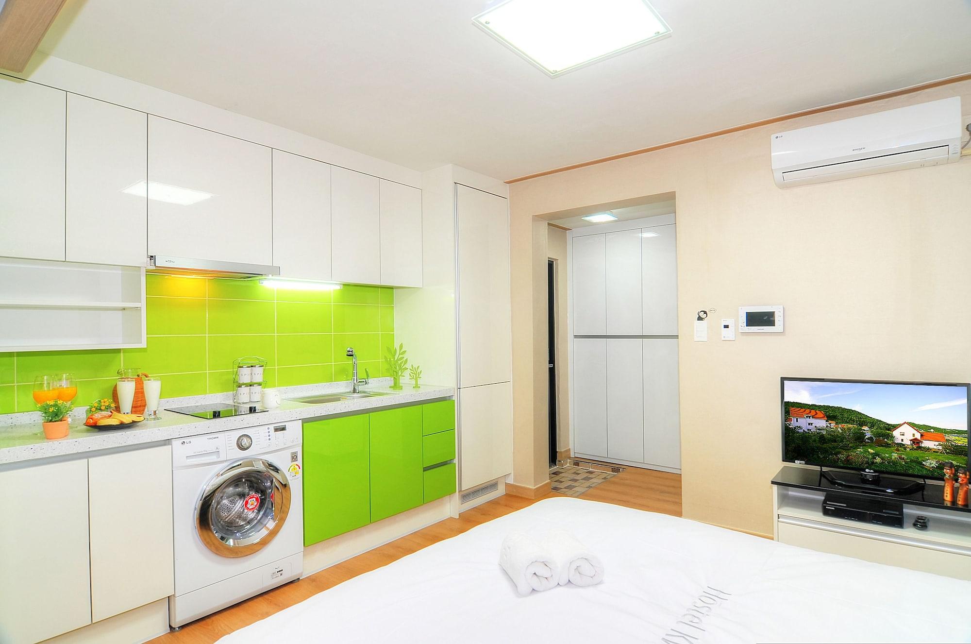 Hostel Kw Sinsa Seoel Buitenkant foto