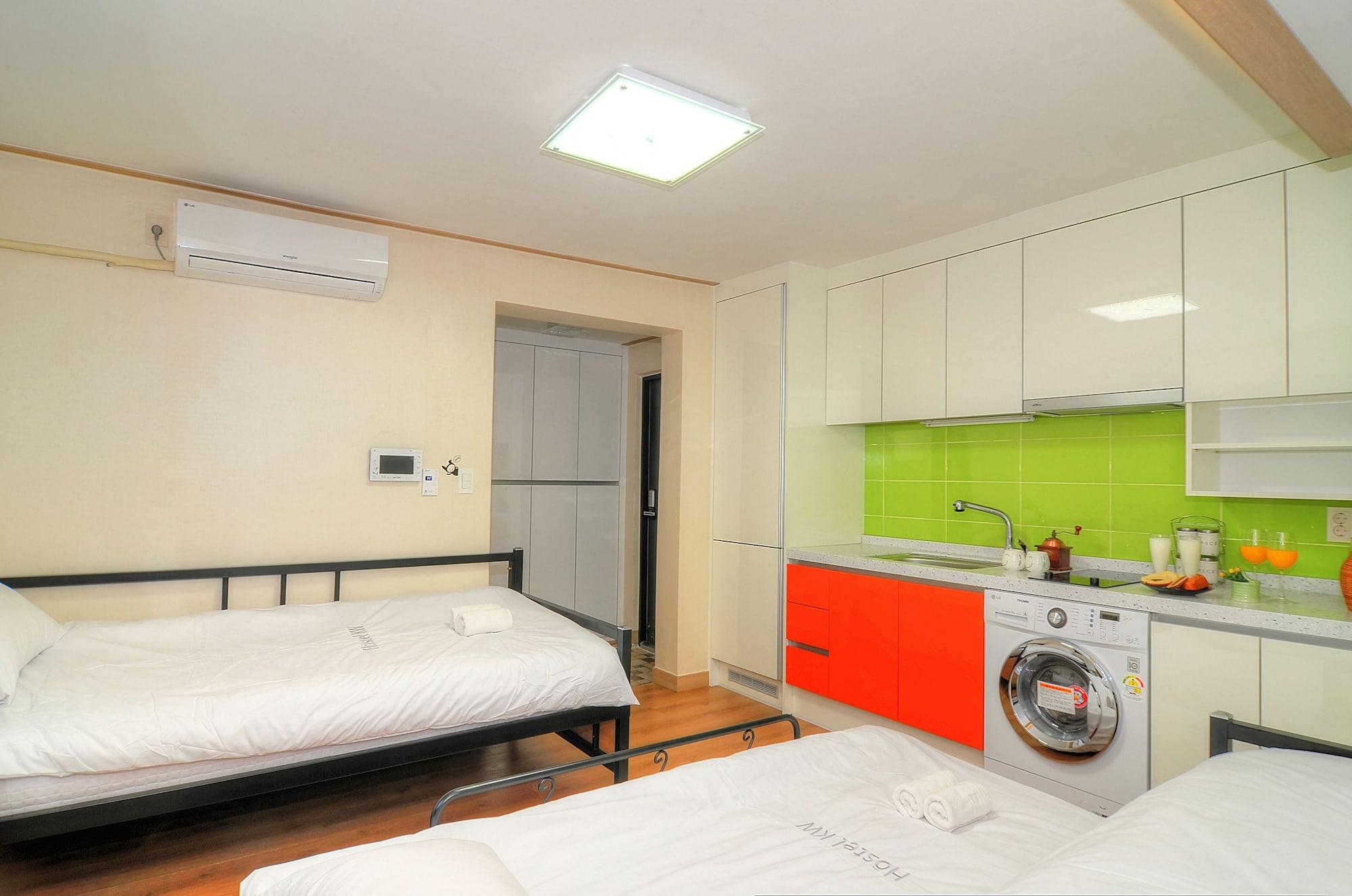Hostel Kw Sinsa Seoel Buitenkant foto